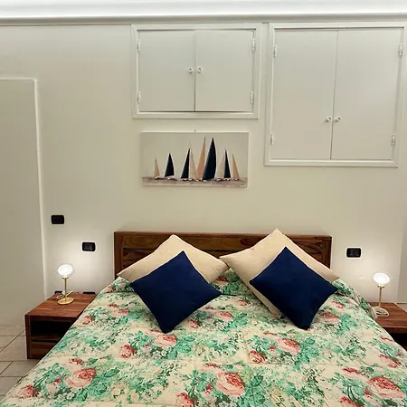 Apartment 15m Dal Mare Grazioso Bilocale Sul Budello A-c